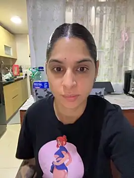 charlotte stevenss  online show from 10/28/25, 03:00