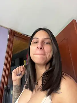 charlotte stevenss  online show from 12/05/25, 02:37