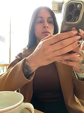 charlotte stevenss  online show from 01/13/26, 05:06