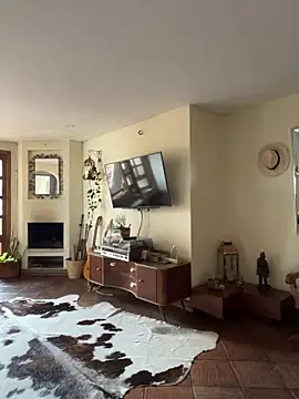 charlotte stevenss  online show from 11/16/25, 02:55