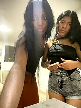 Snapshot of NatashaEgnath chatting on 09/22/25, 11:00 NatashaEgnath online show from 09/22/25, 11:00