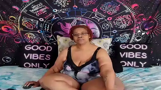 RenaeCumsAlot69 online show from 05/15/26, 02:37