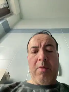 Maxi7hot online show from 04/15/26, 07:58