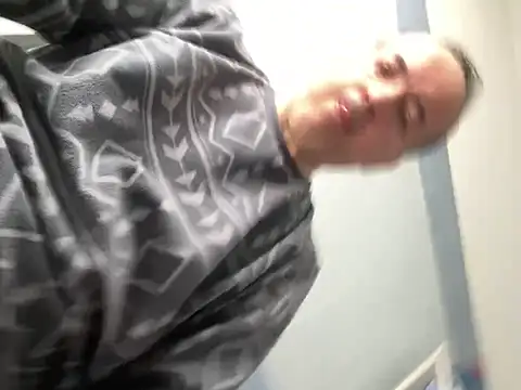 Maxi7hot online show from 04/16/26, 08:15