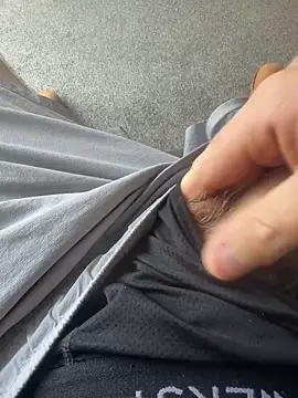 Averagematt1991 online show from 09/30/25, 11:27