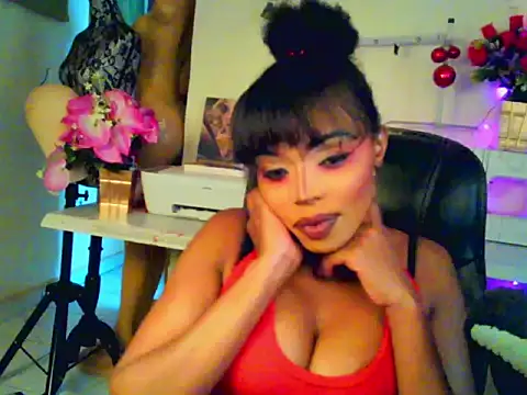 Snapshot of Anaconda2350 chatting on 07/11/26, 11:21 Anaconda2350 online show from 07/11/26, 11:21