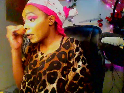 Snapshot of Anaconda2350 chatting on 06/20/26, 05:29 Anaconda2350 online show from 06/20/26, 05:29