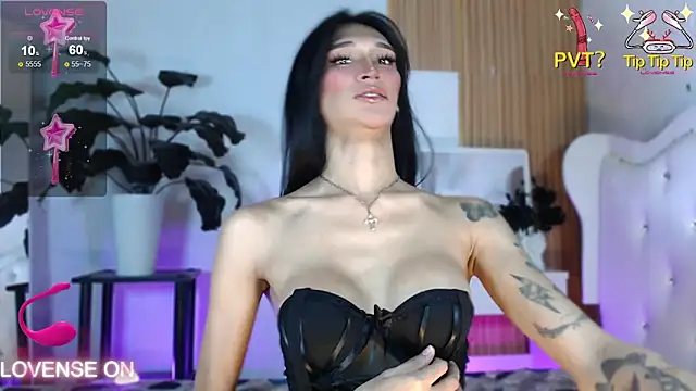 Unforttable Anisha online show from 12/14/25, 12:22