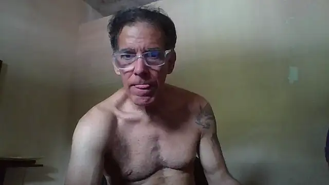 Snapshot of CaptainFox chatting on 08/07/26, 03:07 CaptainFox online show from 08/07/26, 03:07
