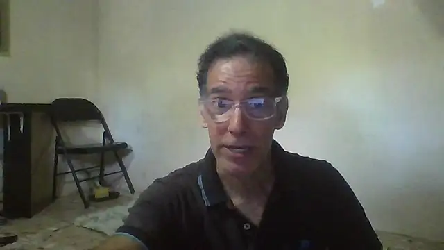 Snapshot of CaptainFox chatting on 07/28/26, 10:42 CaptainFox online show from 07/28/26, 10:42