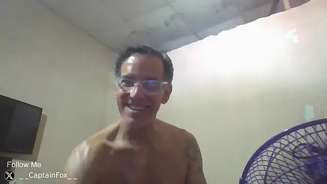 Snapshot of CaptainFox chatting on 08/01/26, 05:11 CaptainFox online show from 08/01/26, 05:11