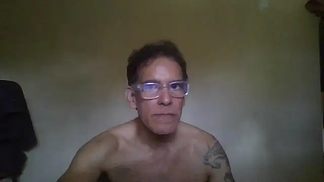 Snapshot of CaptainFox chatting on 07/18/26, 12:58 CaptainFox online show from 07/18/26, 12:58