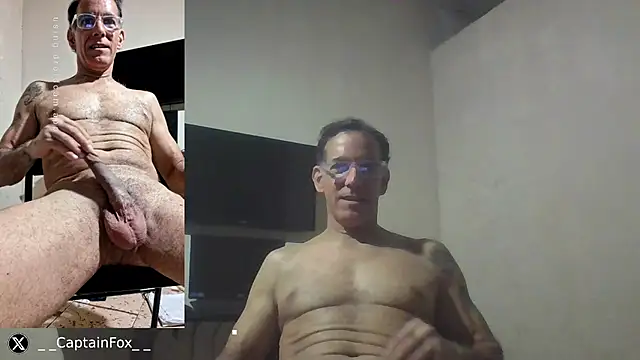 Snapshot of CaptainFox chatting on 08/04/26, 12:59 CaptainFox online show from 08/04/26, 12:59
