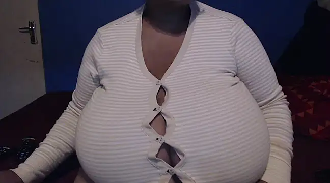 CUTEFIRMMELONSS online show from 03/06/25, 09:20