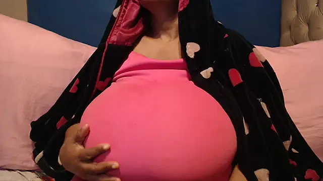 CUTEFIRMMELONSS online show from 10/09/25, 03:40
