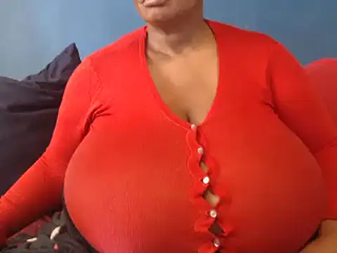 CUTEFIRMMELONSS online show from 03/18/25, 08:17