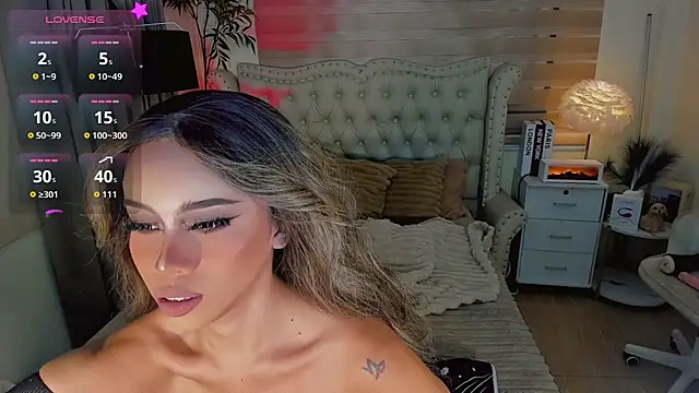 FinestGirlx online show from 01/09/26, 06:48