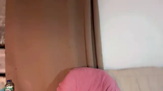 ehotlovea  online show from 11/09/25, 02:43