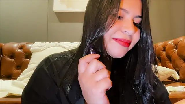 Snapshot of Youlittlepervertt_ chatting on 02/23/26, 02:35 Youlittlepervertt online show from 02/23/26, 02:35