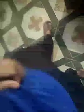 Snapshot of Deshilund9 chatting on 01/06/25, 06:58 Deshilund9 online show from 01/06/25, 06:58