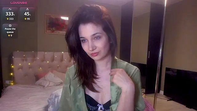 Carina E online show from 02/13/26, 11:21