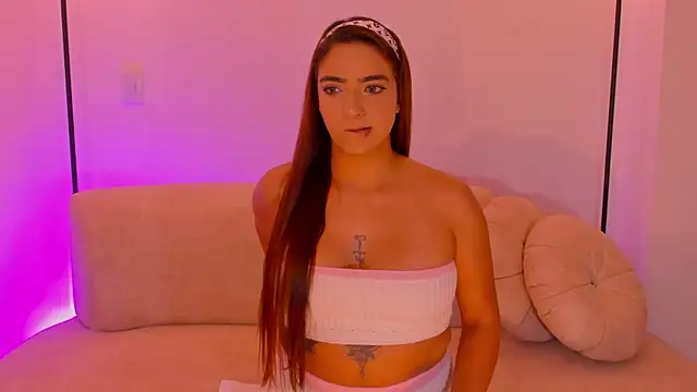 Snapshot of MariamRivera_ chatting on 09/12/25, 11:48 MariamRivera online show from 09/12/25, 11:48