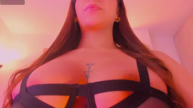 MariamRivera  online show from 10/27/25, 11:49