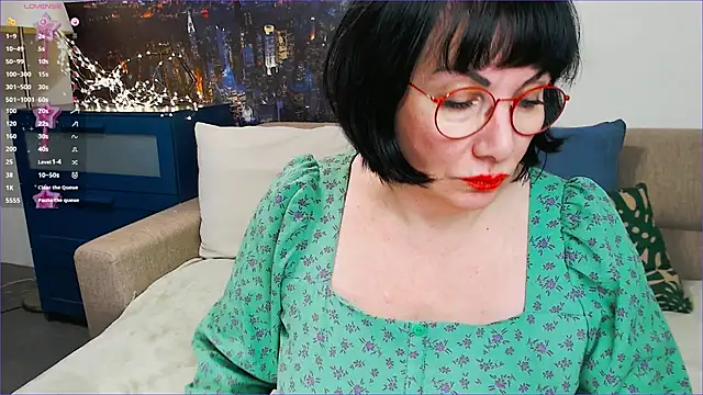 SquirtySlut online show from 02/18/25, 11:33