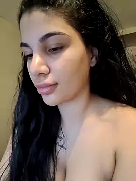 Snapshot of Samira30 chatting on 02/24/25, 08:38 Samira30 online show from 02/24/25, 08:38