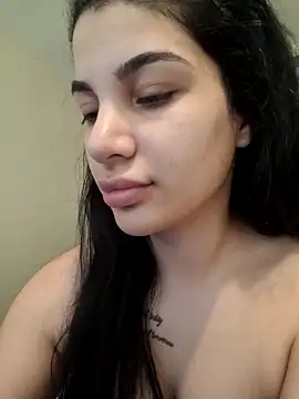 Snapshot of Samira30 chatting on 02/28/25, 08:42 Samira30 online show from 02/28/25, 08:42