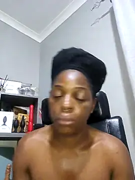 Snapshot of Shaniko89 chatting on 11/24/25, 06:46 Shaniko89 online show from 11/24/25, 06:46