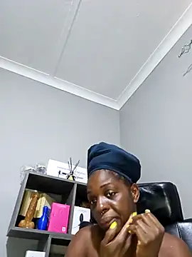 Snapshot of Shaniko89 chatting on 11/27/25, 07:20 Shaniko89 online show from 11/27/25, 07:20