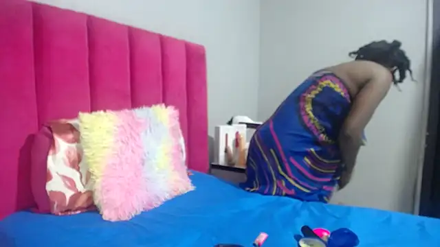 Snapshot of Shaniko89 chatting on 11/16/25, 03:39 Shaniko89 online show from 11/16/25, 03:39