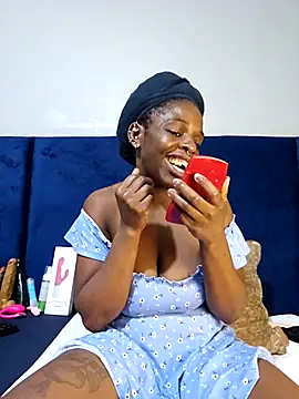 Snapshot of Shaniko89 chatting on 12/14/25, 08:20 Shaniko89 online show from 12/14/25, 08:20