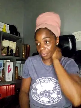 Snapshot of Shaniko89 chatting on 03/29/26, 04:58 Shaniko89 online show from 03/29/26, 04:58