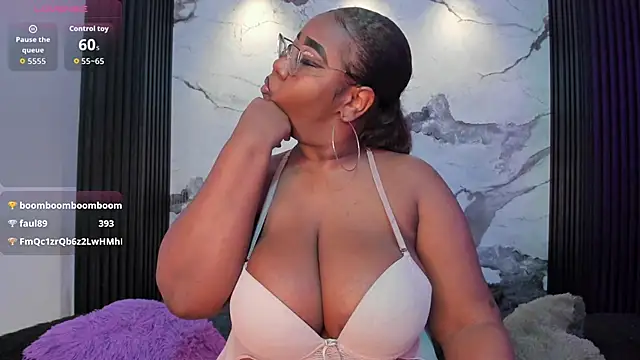 Darnellqueen online show from 05/01/26, 06:02