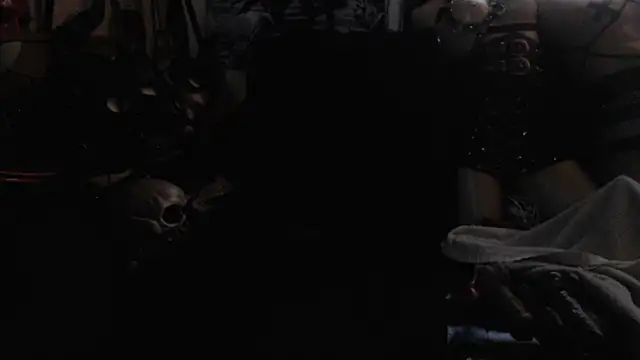 Snapshot of Astartexxx chatting on 11/30/25, 02:51 Astartexxx online show from 11/30/25, 02:51