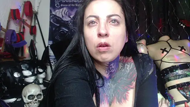 Snapshot of Astartexxx chatting on 11/12/25, 10:30 Astartexxx online show from 11/12/25, 10:30