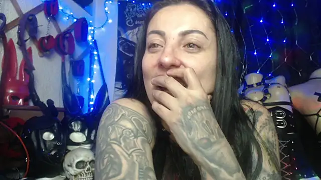 Snapshot of Astartexxx chatting on 11/20/25, 12:44 Astartexxx online show from 11/20/25, 12:44