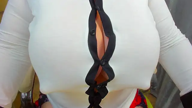 77Sambuca77 online show from 11/19/25, 09:42