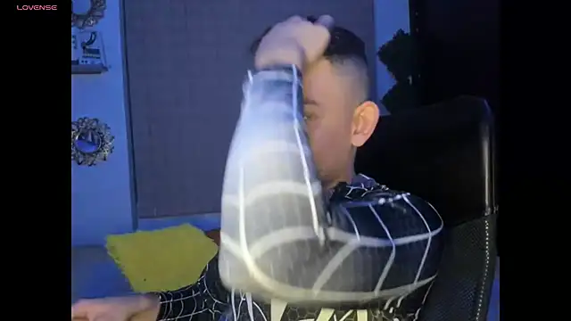 Christ Miller3 online show from 11/01/25, 04:30