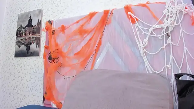 lara murphy online show from 10/29/25, 04:00