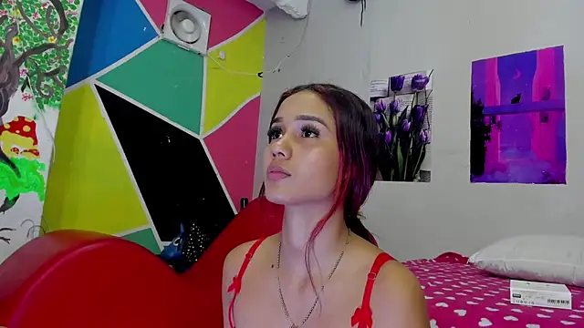 Snapshot of MarianaManzur chatting on 03/01/25, 08:21 MarianaManzur online show from 03/01/25, 08:21