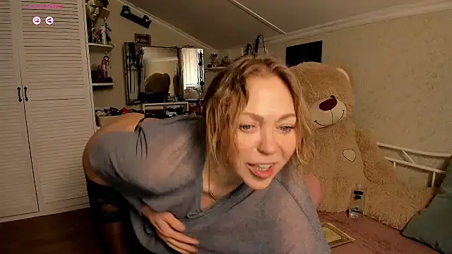 SimonaMartin online show from 02/16/26, 08:24