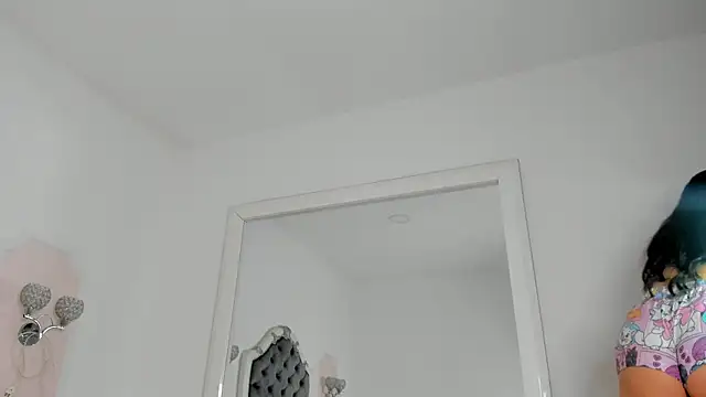 Valentina Ross  online show from 02/20/26, 12:07