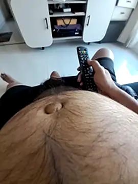 NH2022 online show from 12/15/25, 08:31