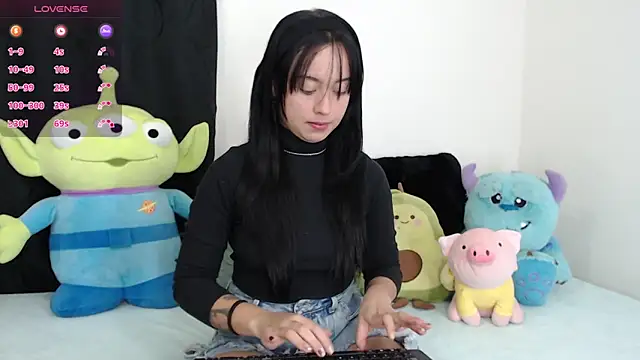 Snapshot of it_l chatting on 02/25/25, 10:37 it l online show from 02/25/25, 10:37