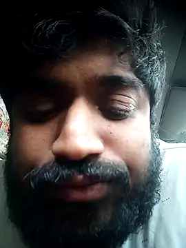 Snapshot of Driver-naru chatting on 03/04/25, 08:24 Driver-naru online show from 03/04/25, 08:24