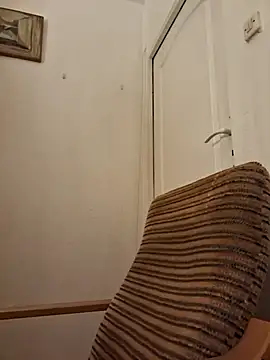 Snapshot of She-devilx chatting on 09/17/25, 08:00 She-devilx online show from 09/17/25, 08:00