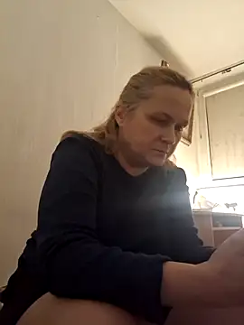 Snapshot of She-devilx chatting on 10/01/25, 10:35 She-devilx online show from 10/01/25, 10:35